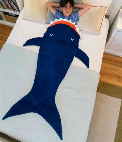 🦈 ¡SACO DE DORMIR / MANTA TIPO COLA DE TIBURÓN - miniatura 1