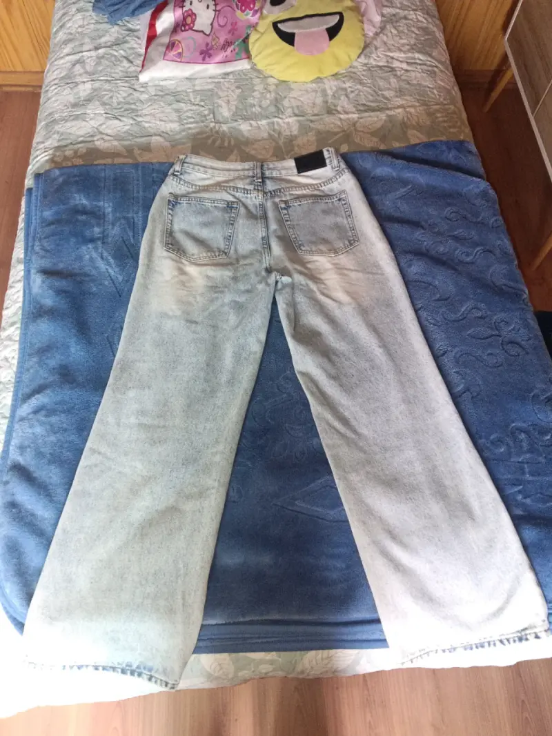 Jeans de mezclilla con parches estilo casual - 2