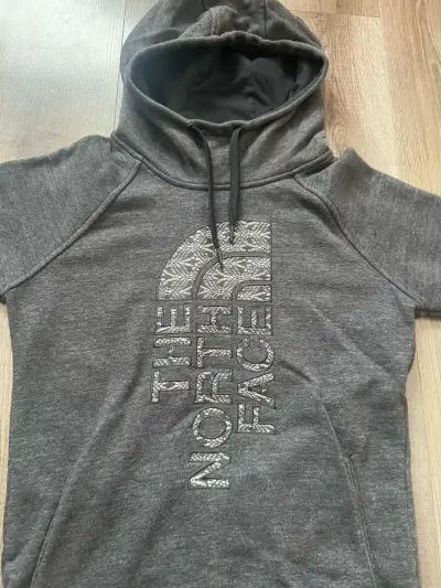 Polerón con capucha gris The North Face para mujer - miniatura 1