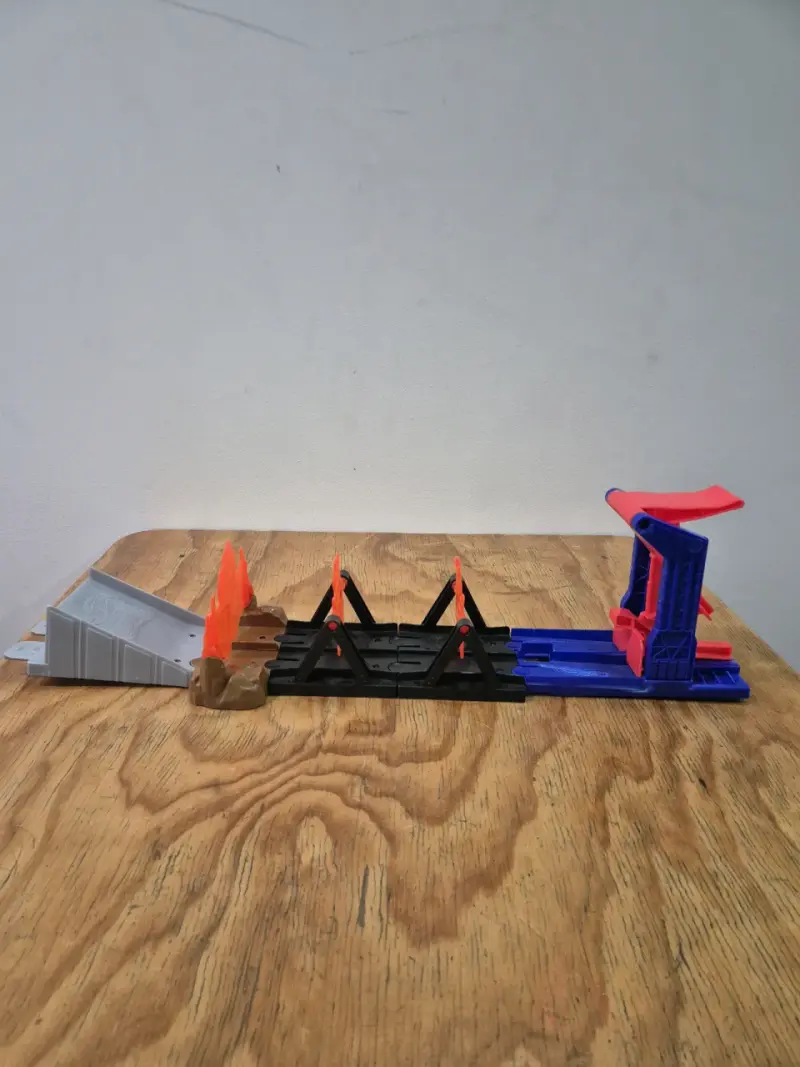 Pista de lanzamiento Hot Wheels Monster Trucks - 2