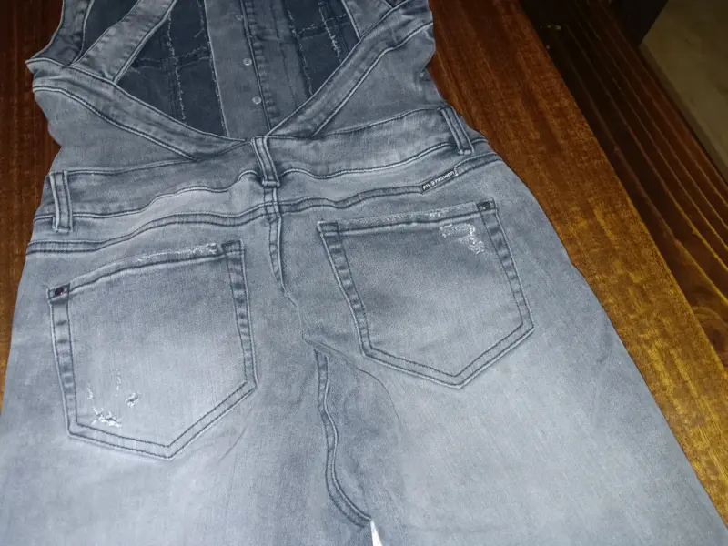 Enterito de mezclilla gris para mujer - 3