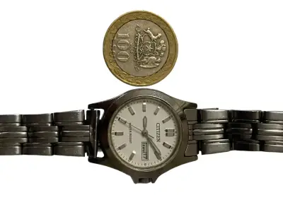 Reloj Citizen de mujer,  acero inoxidable. Usado - miniatura 6