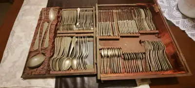 Juego de cubiertos antiguos en estuche - miniatura 4