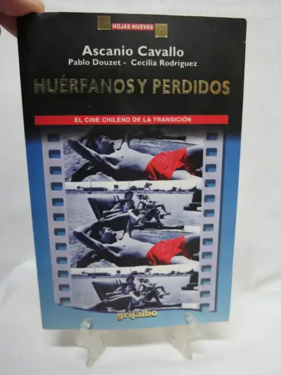 Libro Huérfanos y Perdidos de Ascanio Cavallo - miniatura 1