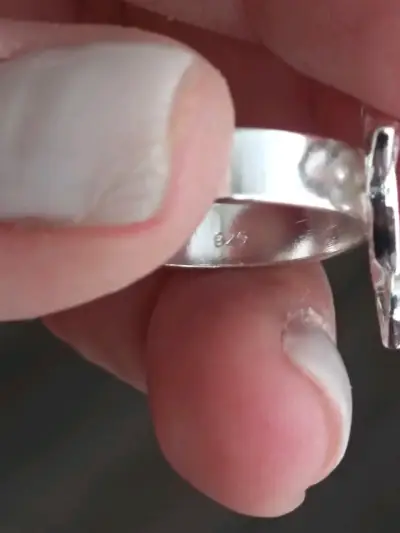 Anillo de plata con diseño celta y circonitas - miniatura 3
