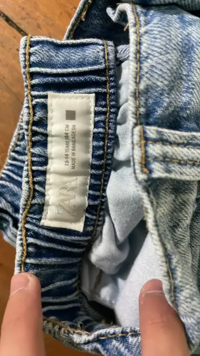 Pantalones cargo de mezclilla Zara para hombre - miniatura 3