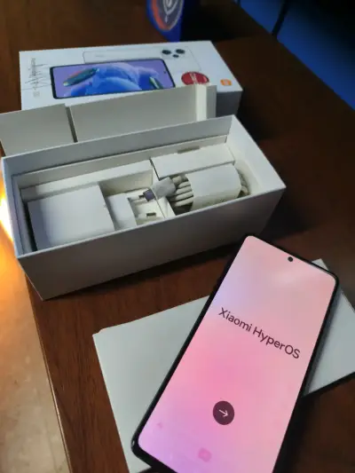 Xiaomi Redmi Note 12 Pro 5G con pantalla AMOLED - miniatura 3