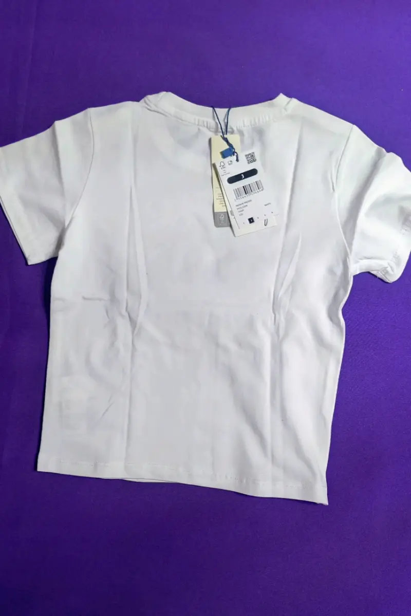 Polera infantil blanca con diseño de videojuego - 2