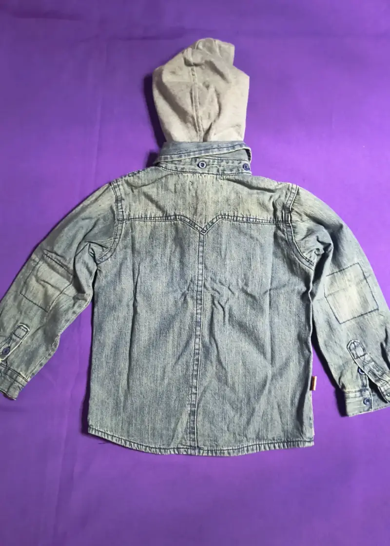 Camisa con capucha para niño estilo denim - 2