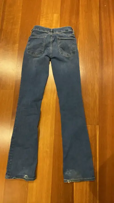 Jeans azules tiro bajo Zara - miniatura 2