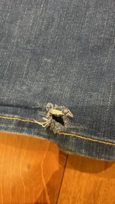 Jeans azules tiro bajo Zara - miniatura 3