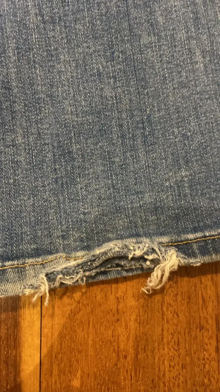 Jeans azules tiro bajo Zara - 4