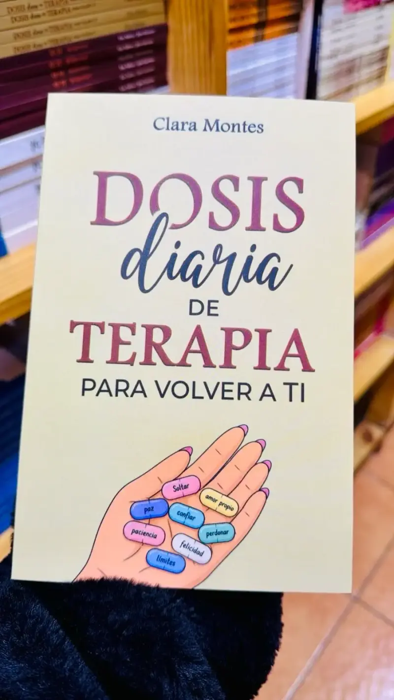 Libro 'Dosis Diaria de Terapia' de Clara Montes