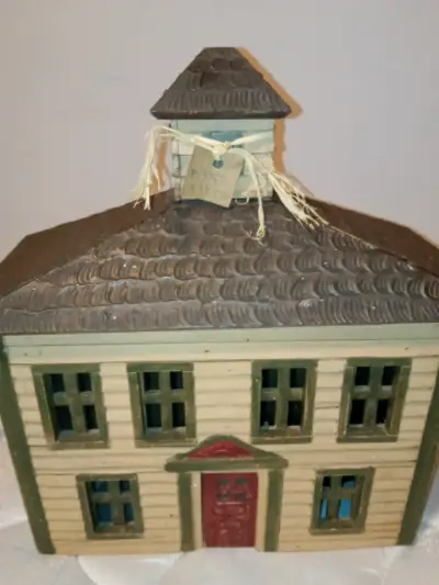Casa de madera decorativa estilo vintage - miniatura 3