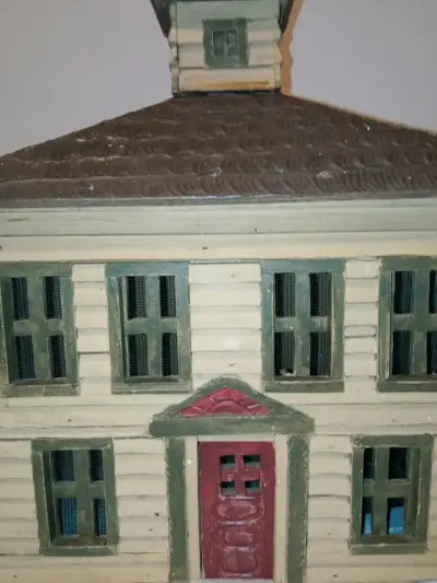 Casa de madera decorativa estilo vintage - miniatura 10