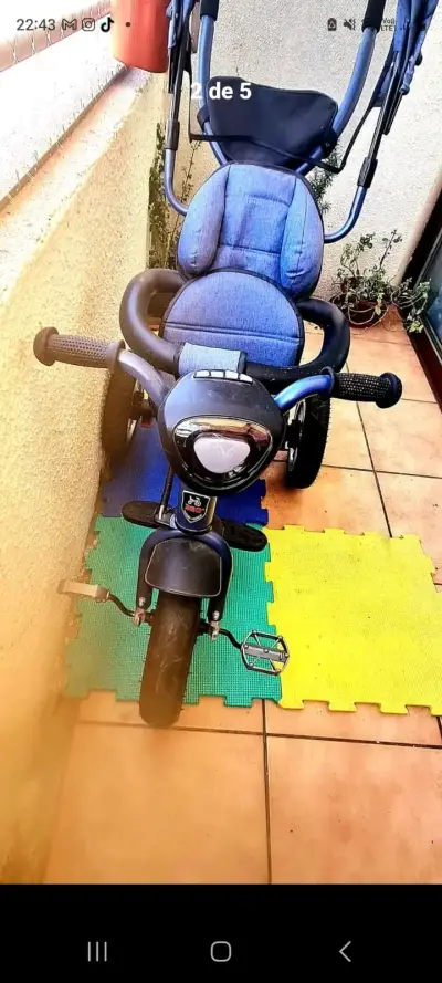 Triciclo Bebesit 1326 con Asiento Giratorio - miniatura 2