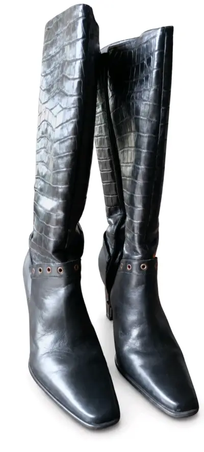 Hermosas Botas de cuero negras con tacón alto - miniatura 2