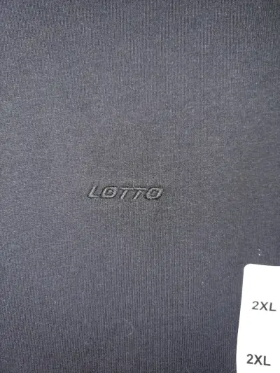 Polera negra talla XXL Lotto para hombre - miniatura 2