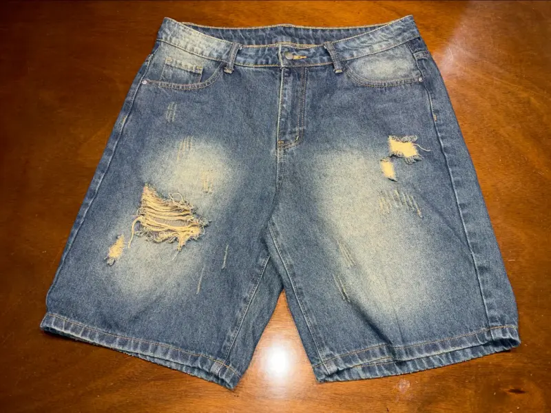 Short Vaqueros Anchos Talla M o 42