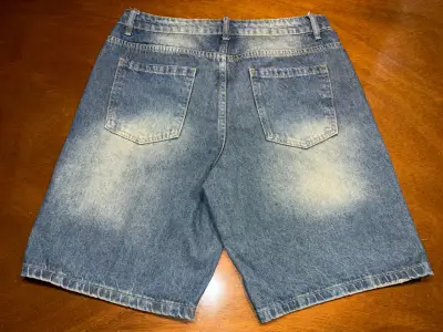 Short Vaqueros Anchos Talla M o 42 - miniatura 2
