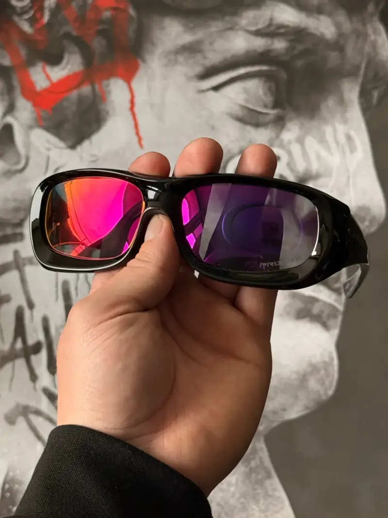 Gafas de sol Oakley con lentes polarizados - 3