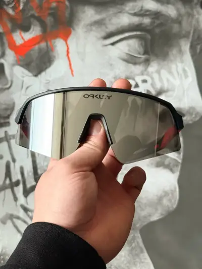 Lentes de sol deportivas Oakley con espejo - miniatura 3