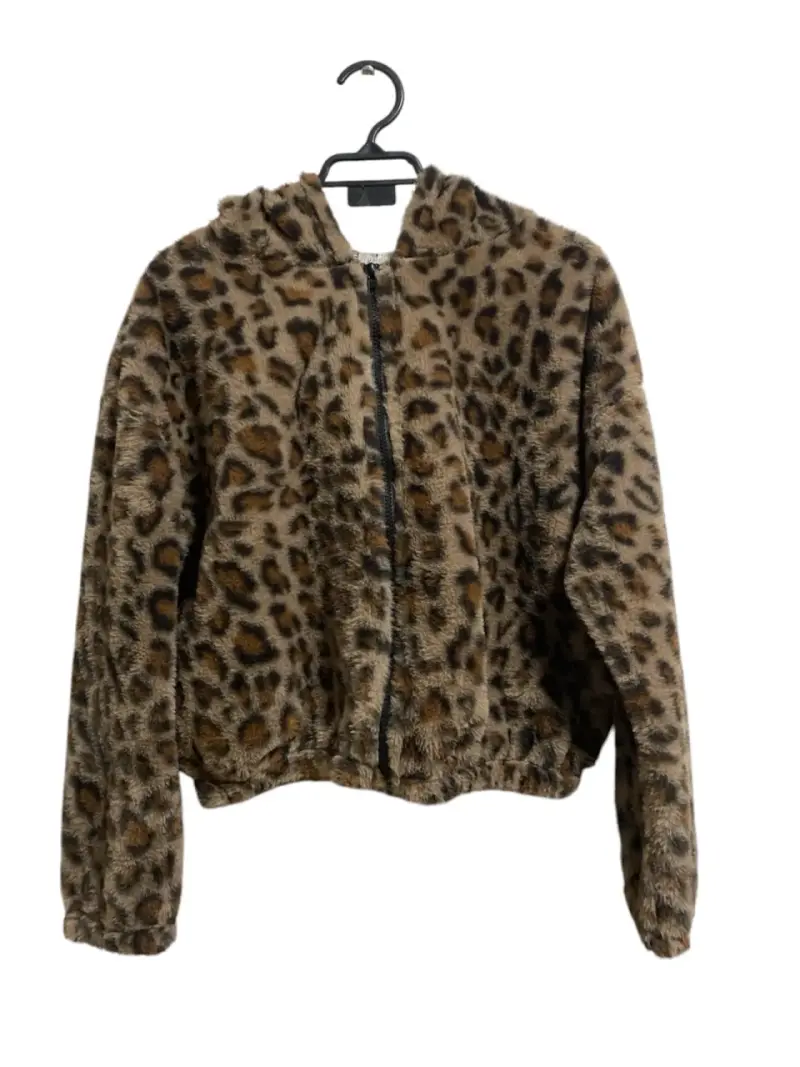 Chaqueta de peluche con estampado animal print