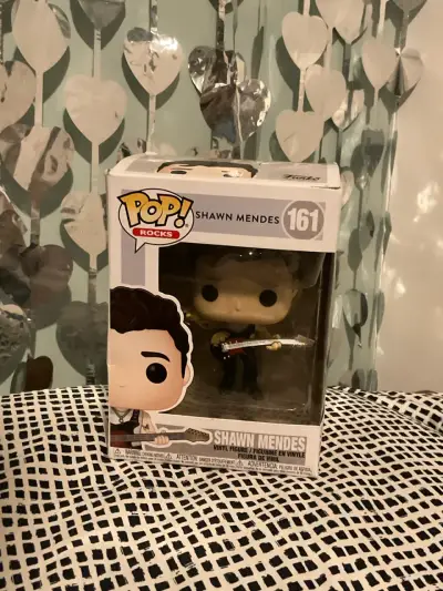 Figura Funko Pop Shawn Mendes 161 descontinuado - miniatura 1