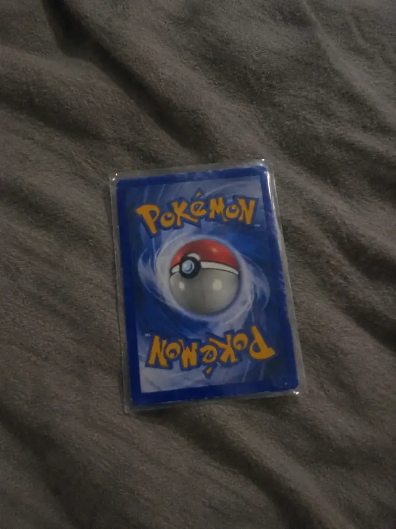 Carta Pokémon Charizard holográfica vintage - 4