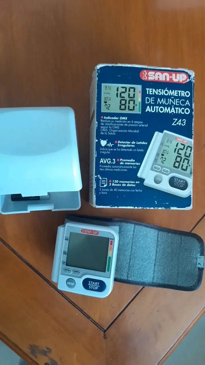 Tensiómetro de muñeca automático San-Up Z43