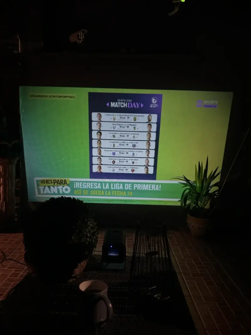 Proyector portátil Fancy Hy320 con control remoto - 5