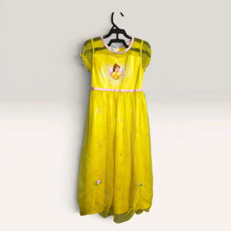 Vestido de princesa amarillo para niña