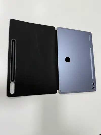 Tablet Samsung con teclado y lápiz - miniatura 3