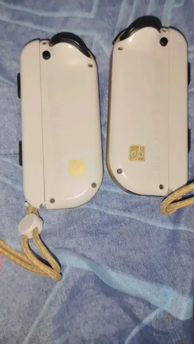 Joy-Con Edición Zelda Tears of the Kingdom - miniatura 2