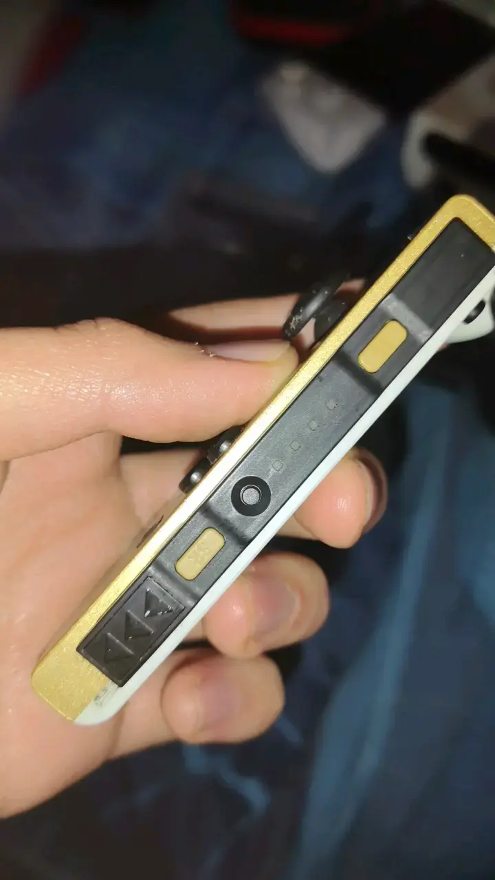 Joy-Con Edición Zelda Tears of the Kingdom - 3