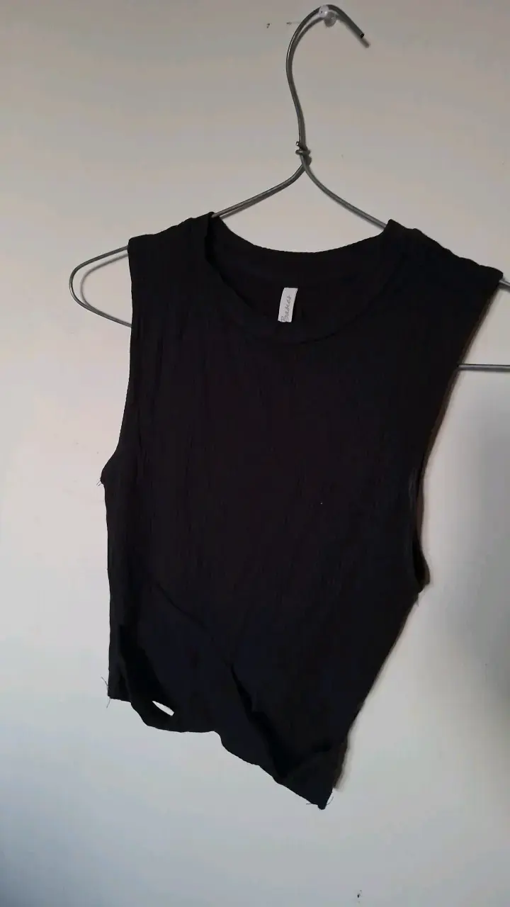 Polera sin mangas negra Index Basics - 1