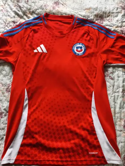 Camiseta Roja Selección Chilena Adidas Talla M - miniatura 1