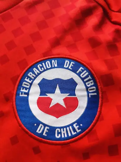 Camiseta Roja Selección Chilena Adidas Talla M - miniatura 2