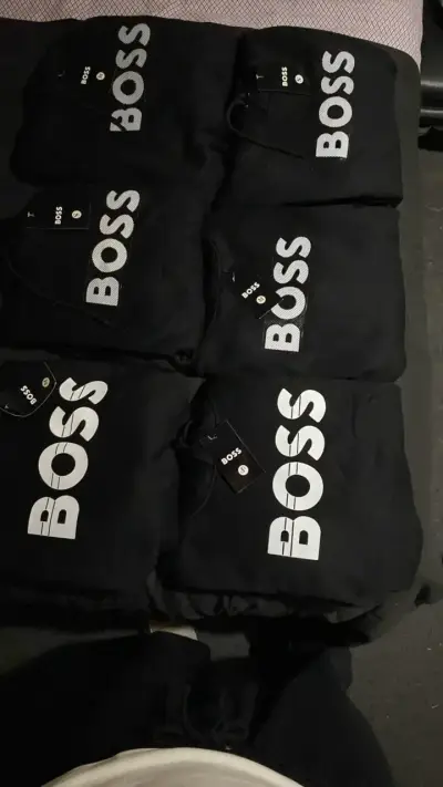 Polerones negros Boss para hombre - miniatura 1