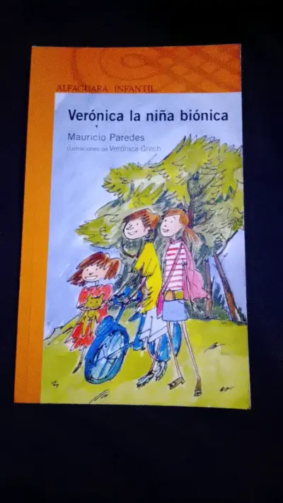 Libro 'Verónica la niña biónica' de Mauricio Paredes - miniatura 1