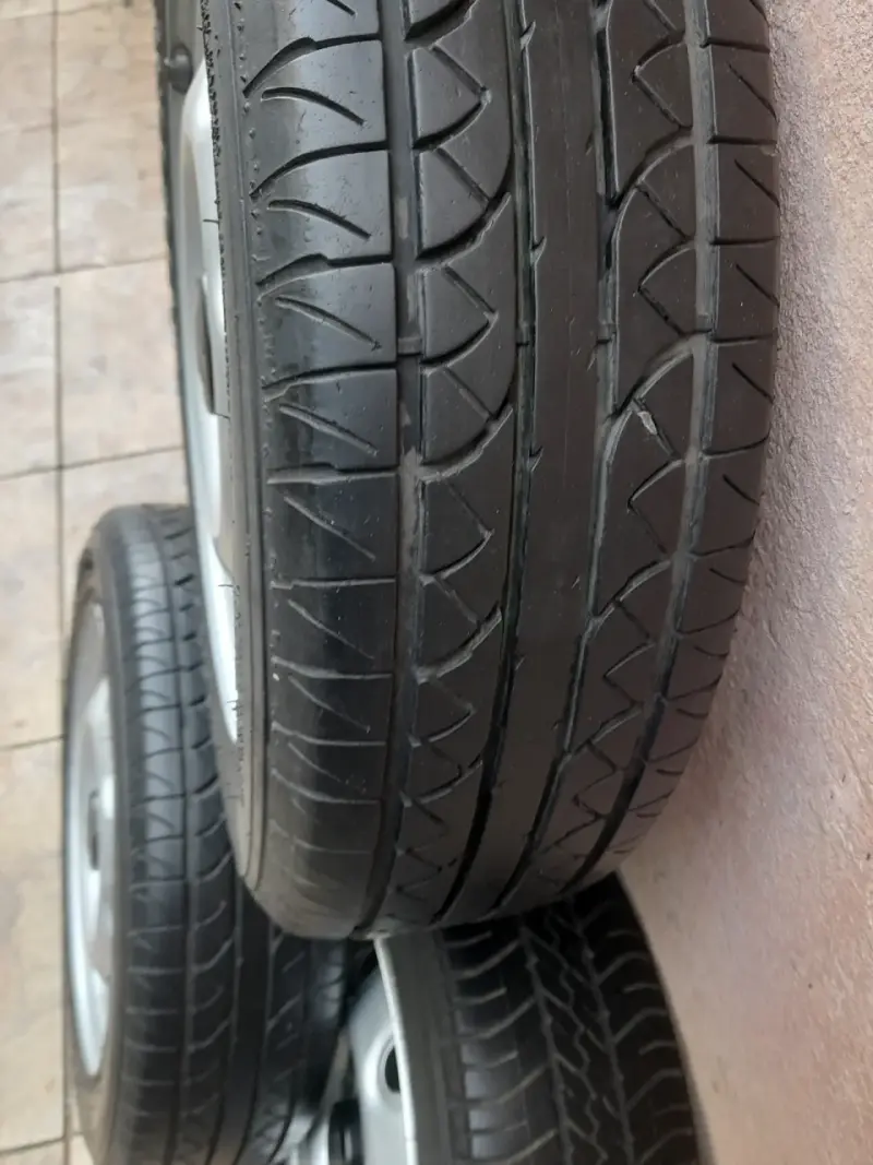 Juego de 4 ruedas originales para Suzuki Alto - 4