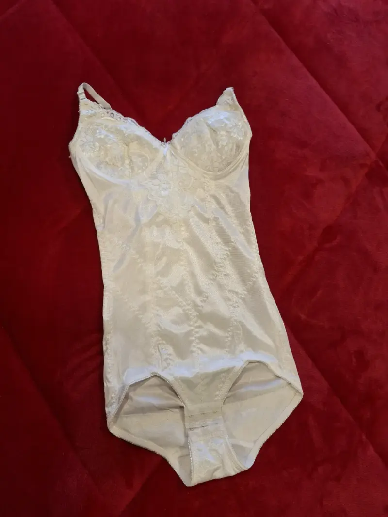 Body de encaje blanco para mujer - 1