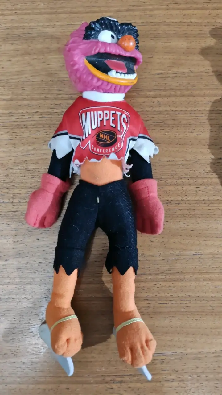 Peluches de Los Muppets en ropa de hockey - 4