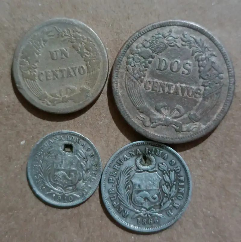Monedas antiguas de Perú siglos XIX y XX plata - 2