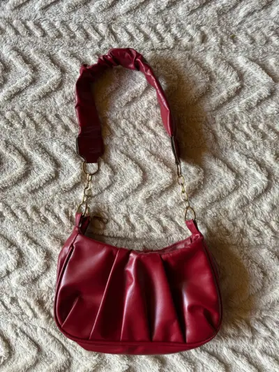 Cartera de hombro roja elegante - miniatura 1