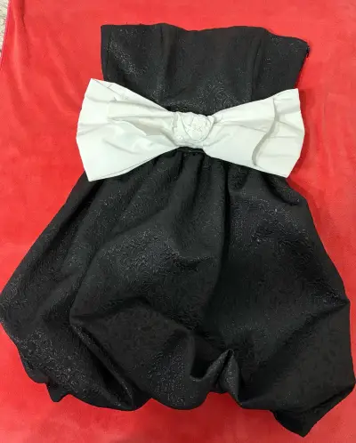 Vestido negro con lazo elegante, ZARA talla S - miniatura 4
