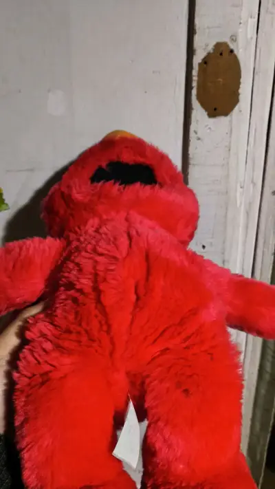 Peluche Elmo - miniatura 2