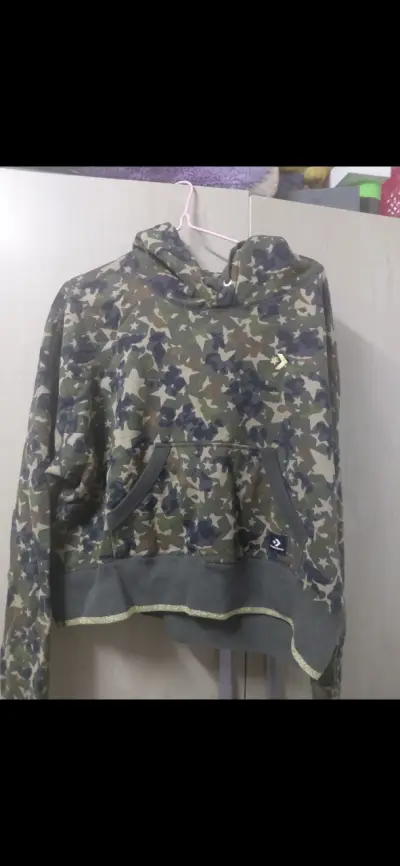 Conjunto deportivo camuflado Converse para mujer - miniatura 1