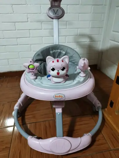 Andador para bebé con juguetes y toldo - miniatura 3