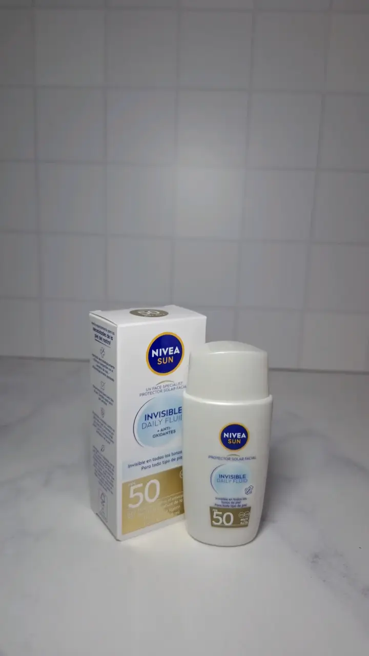 Protector Solar Nivea Sun Invisible Daily Fluid